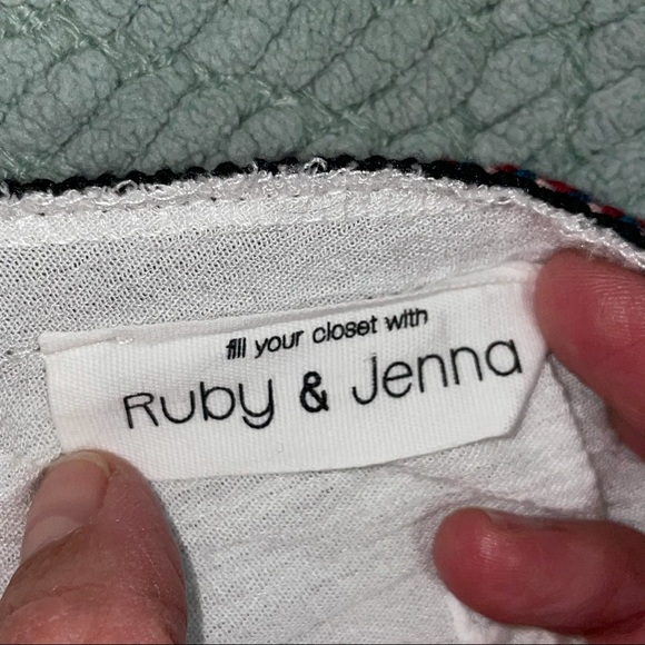 Ruby & Jenna No-Shoulder White Shorts Romper - Picture 3 of 12